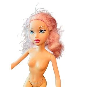 My Scene Barbie Mattel 1999 body bend snap, Pink Hair Body Piercings Belly Chain